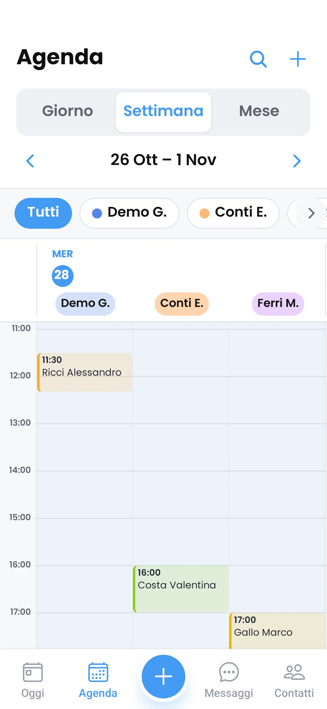 Agenda settimanale nell'app Memofly con gli appuntamenti colorati per servizio